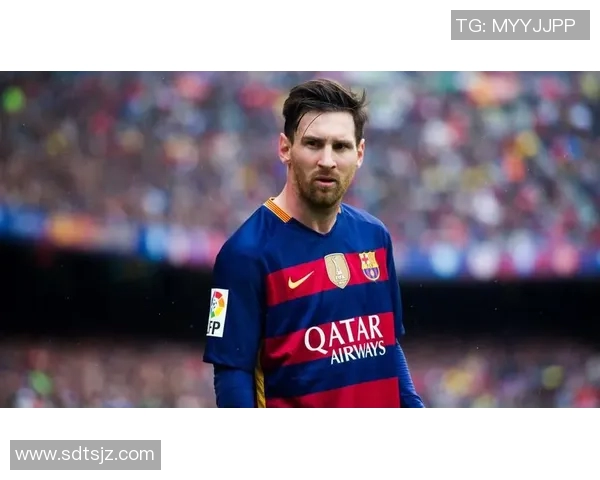 足球明星高清拍照框图片展示让你感受运动魅力与明星风采的完美结合