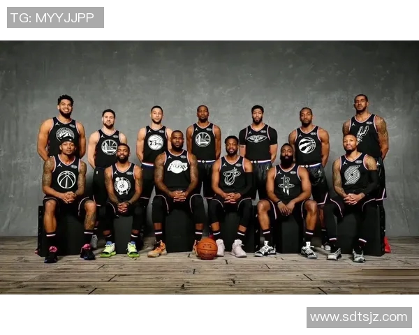 NBA全明星篮球盛典即将来袭球迷热情高涨期待精彩对决